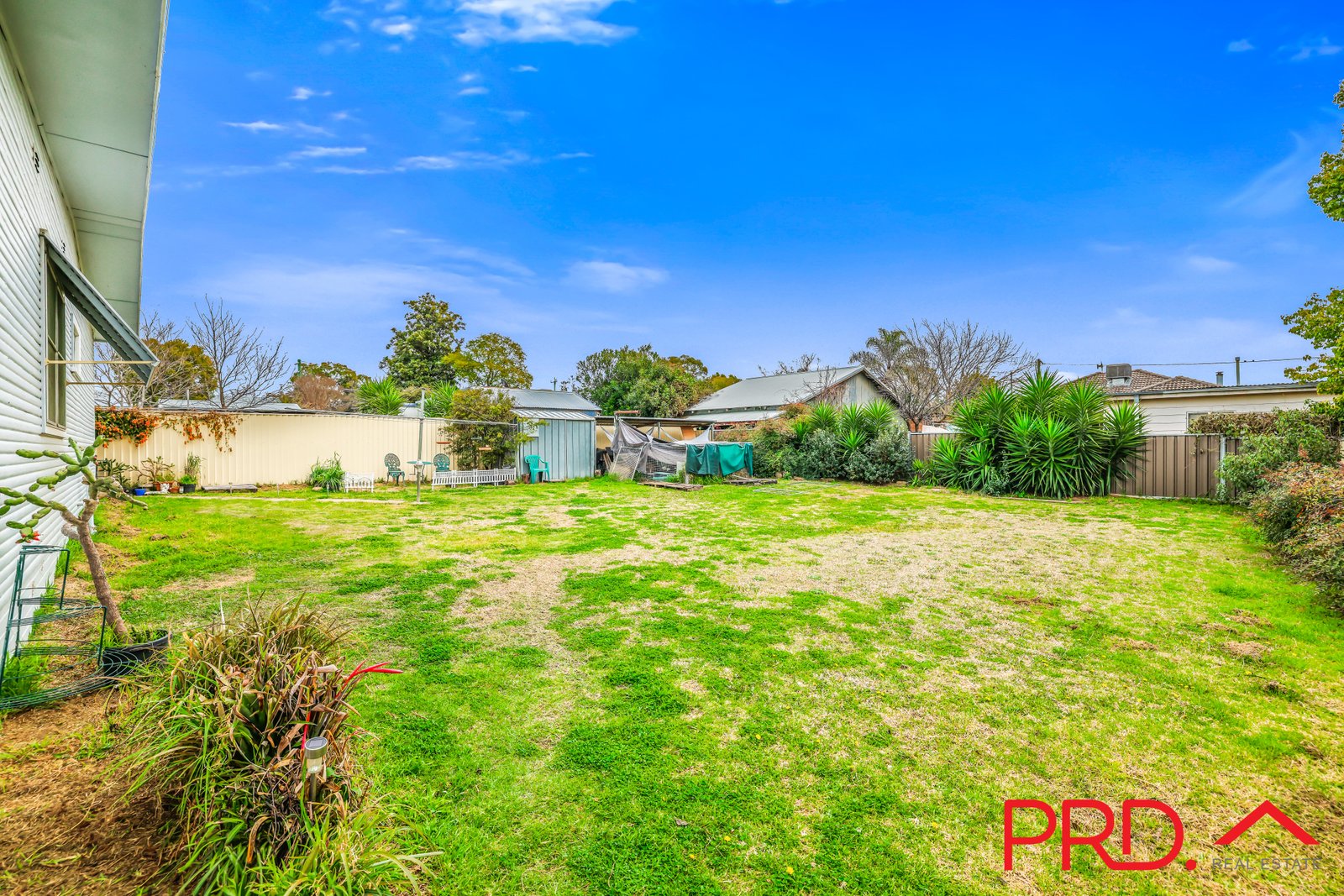 4 Warren Street TAMWORTH 16
