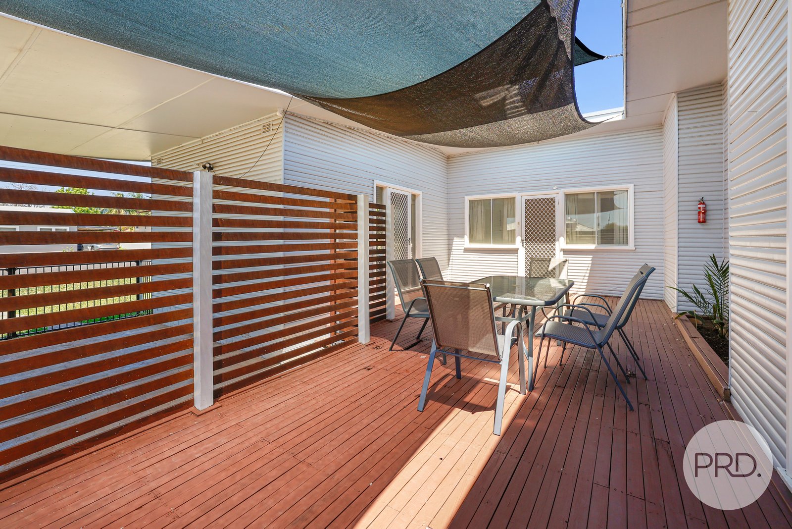 4 Warren Street TAMWORTH 4