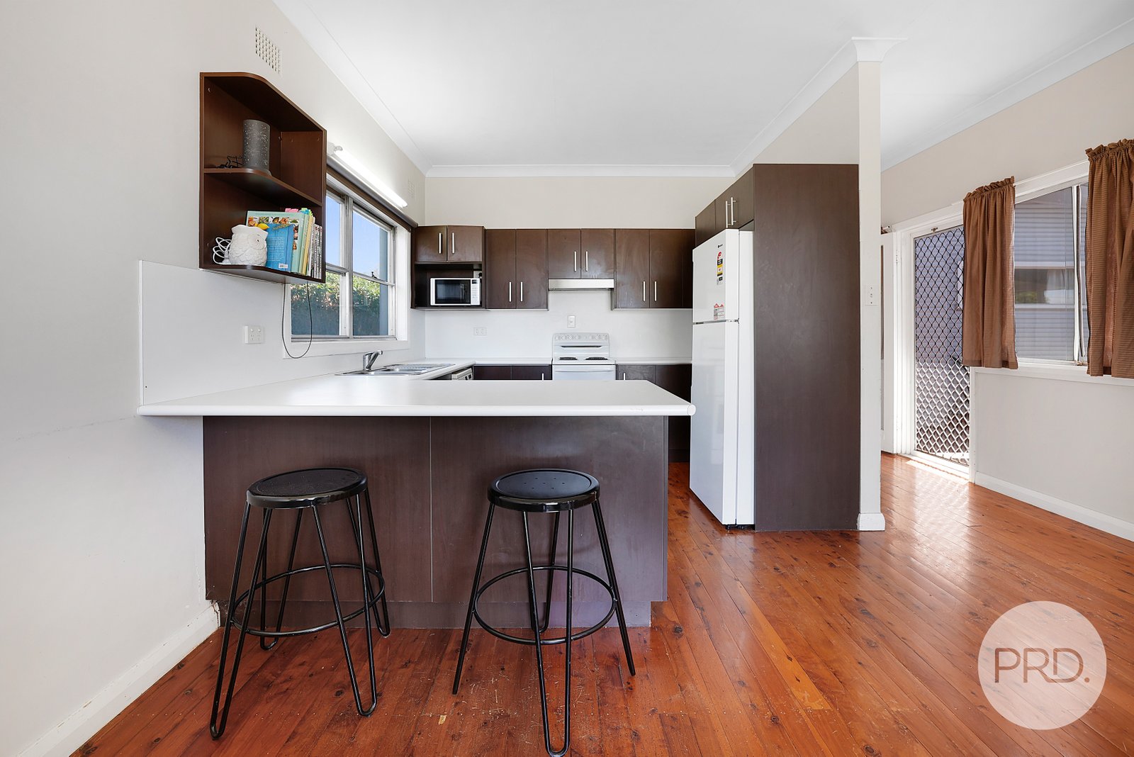 4 Warren Street TAMWORTH 8