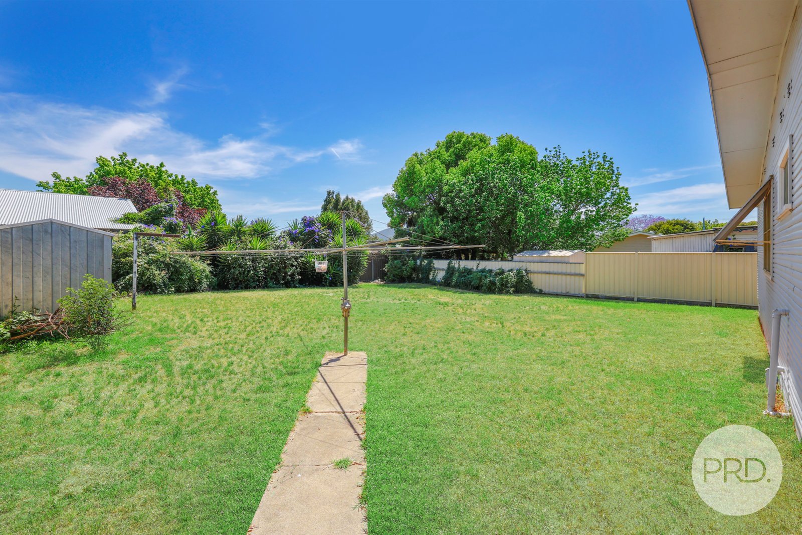 4 Warren Street TAMWORTH 20