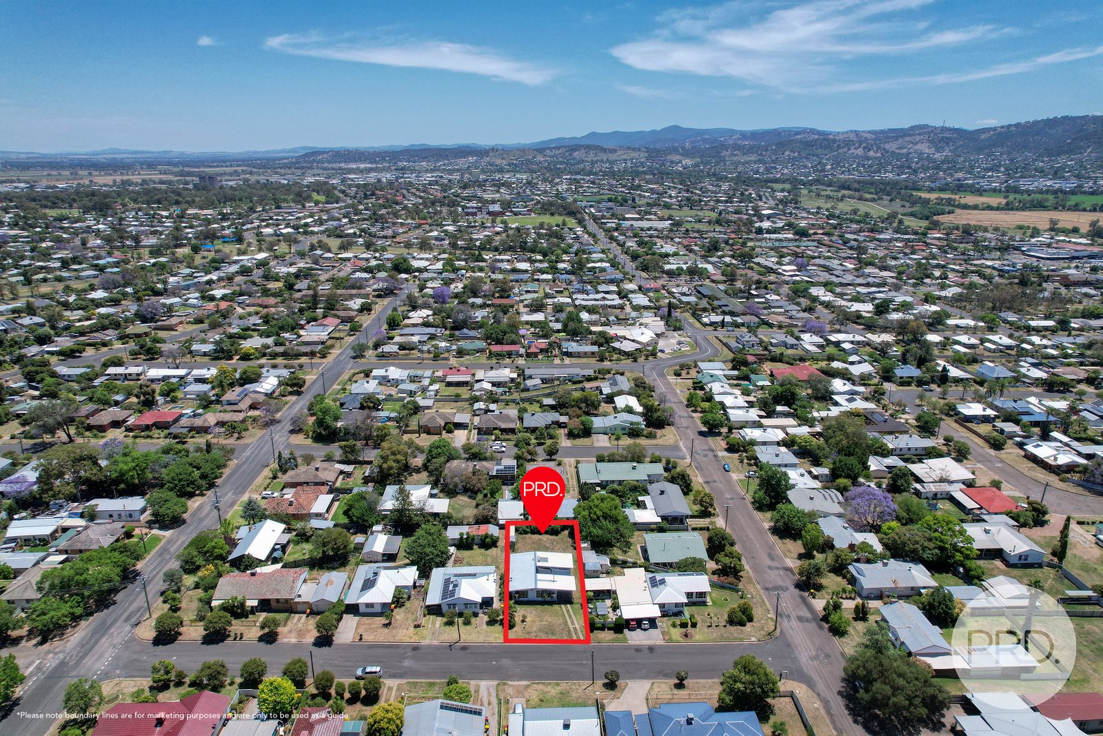 4 Warren Street TAMWORTH 23