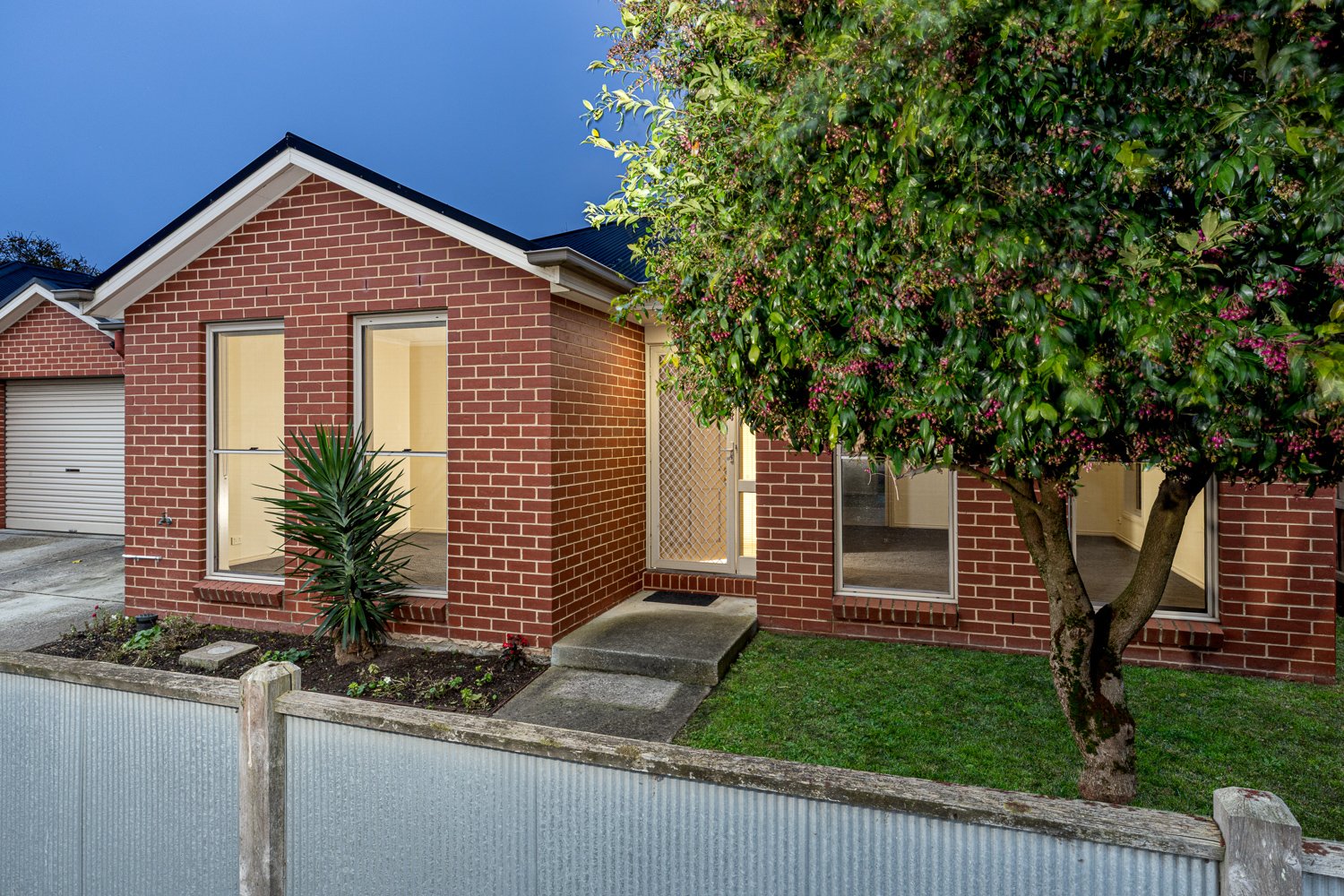 Gallery: 4 Watermans Pl