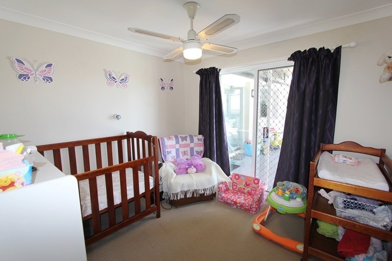 4 Watford Crescent MOLENDINAR 12