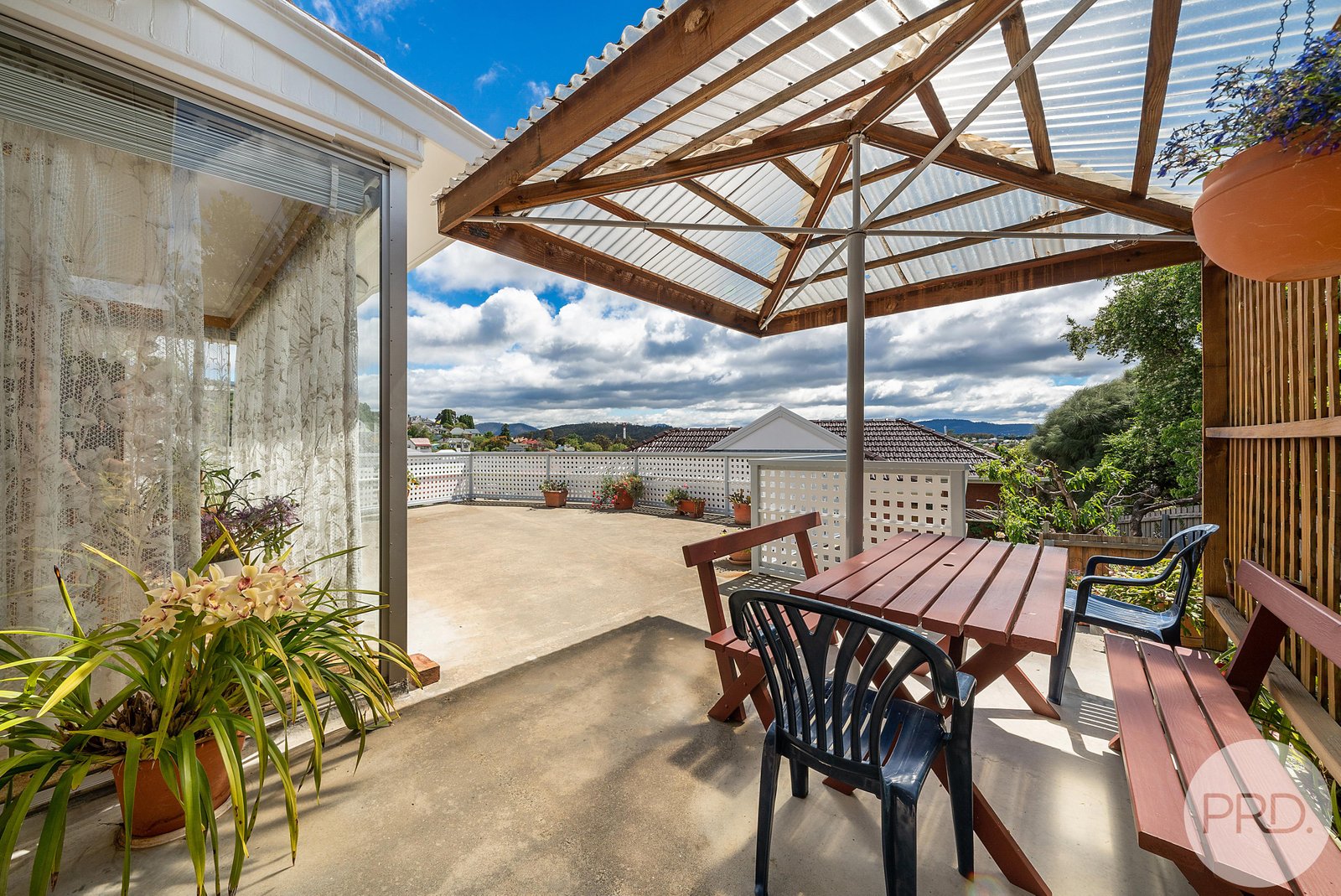 4 Watkins Avenue WEST HOBART 18