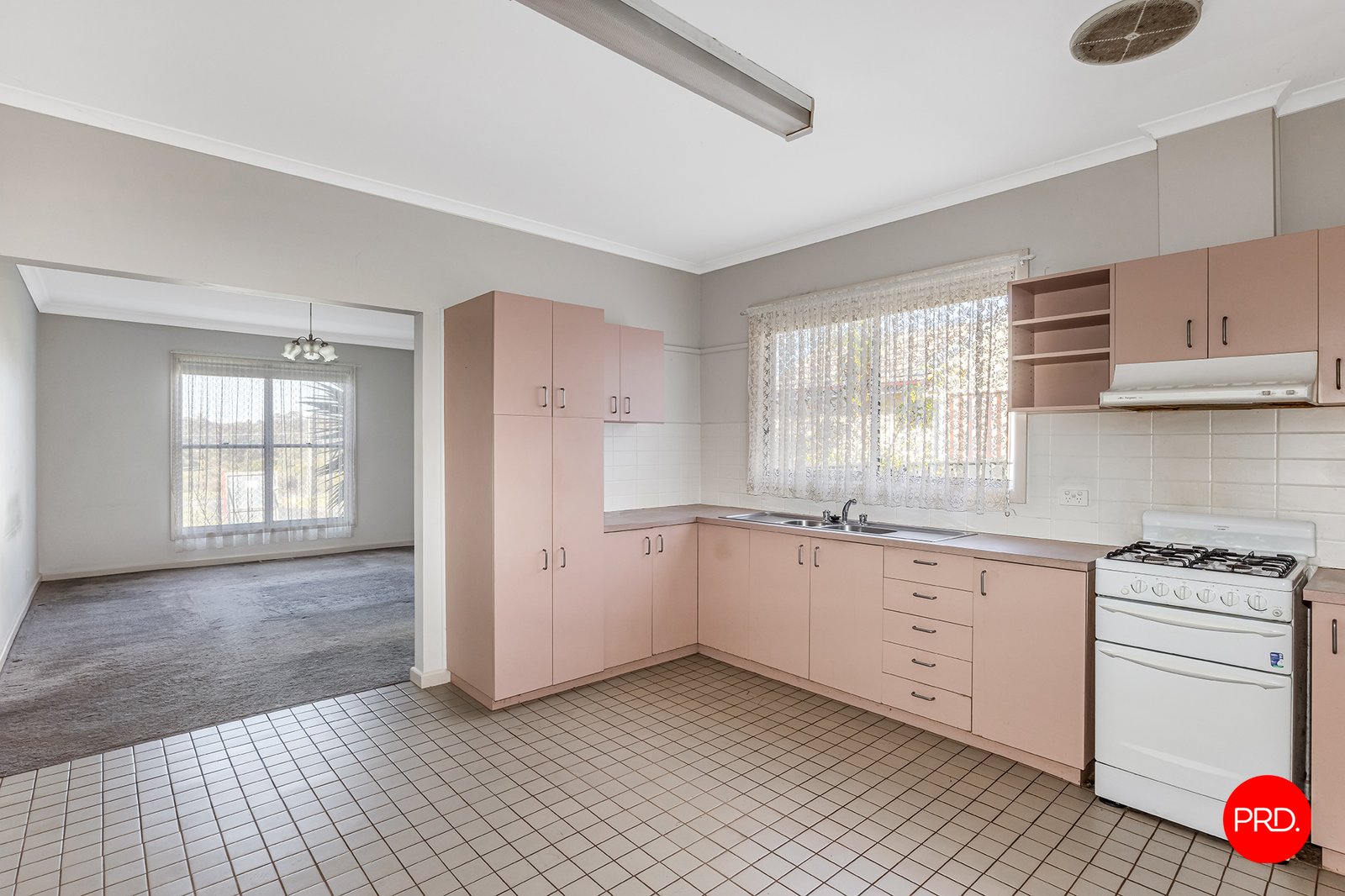 4 Watkins Street LONG GULLY 4