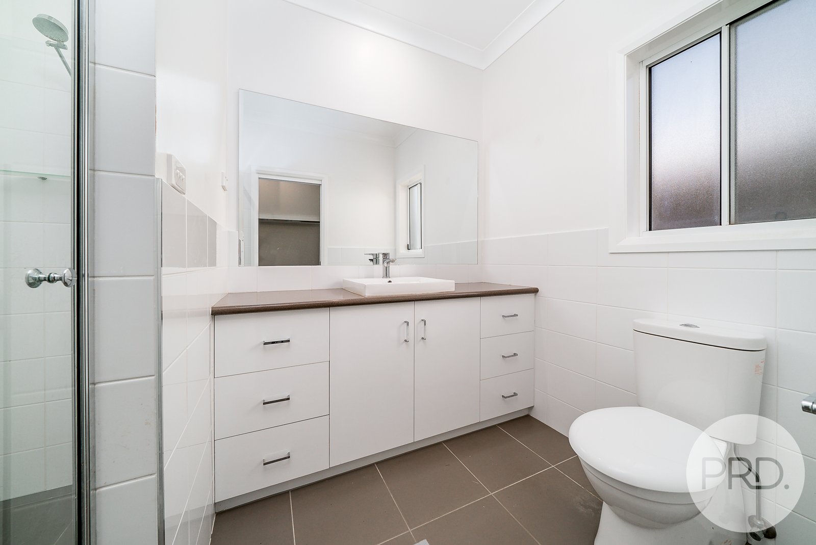 4 Watson Boulevard LLOYD 10