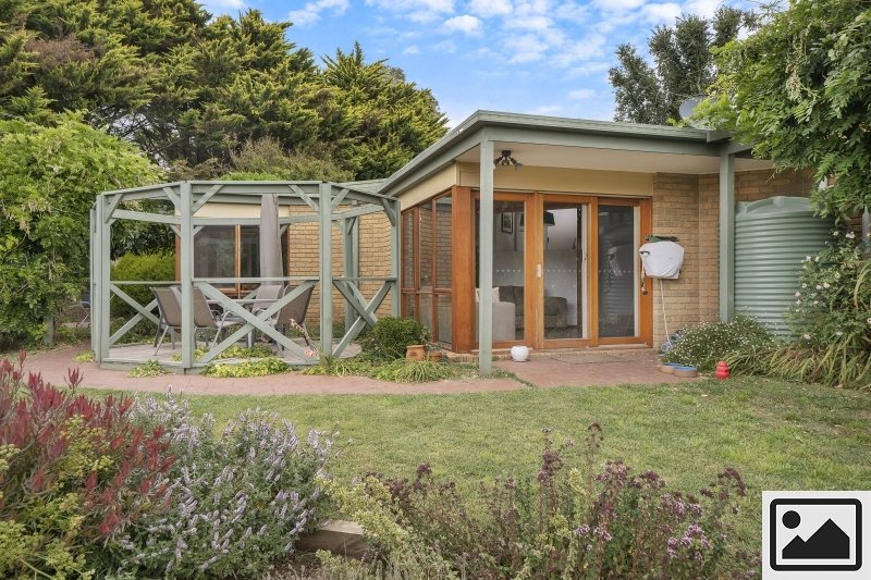 Real Estate and Property in 4 Watt Street, Gisborne, VIC