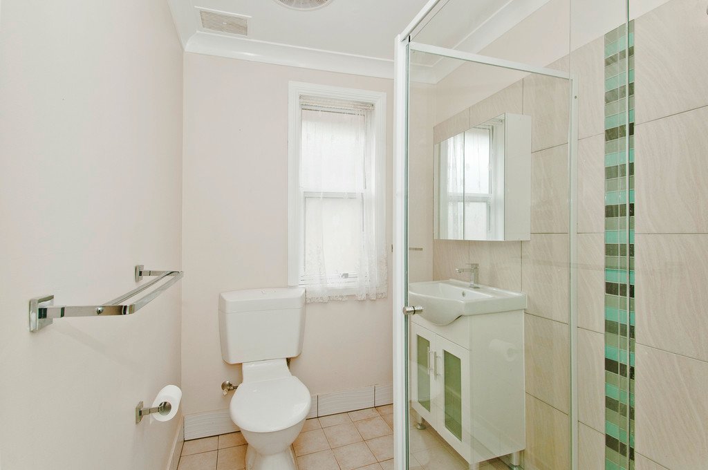 4 Weerona Street BERKELEY 9