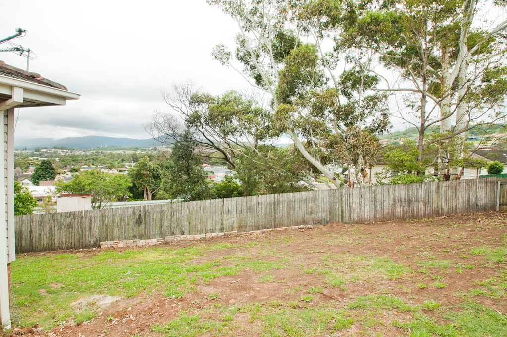 4 Weerona Street BERKELEY 10