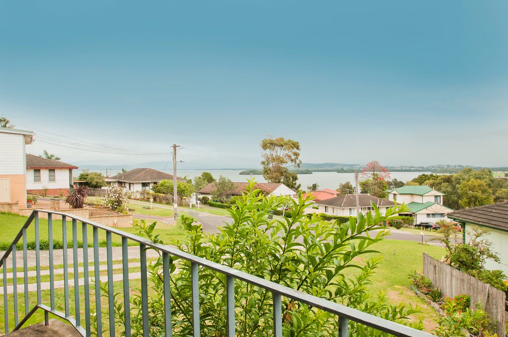 4 Weerona Street BERKELEY 11