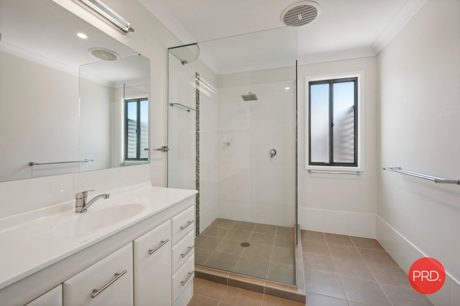 4 White Bluff Road SAPPHIRE BEACH 12