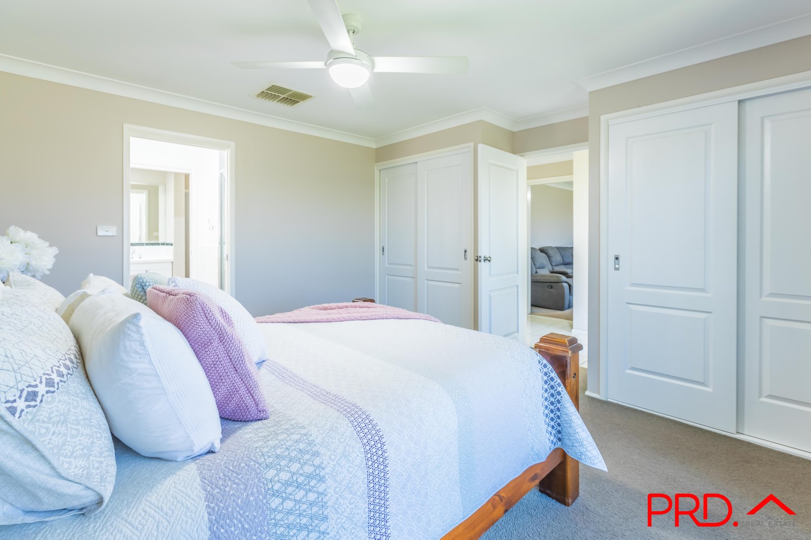 4 Wickham Street TAMWORTH 11