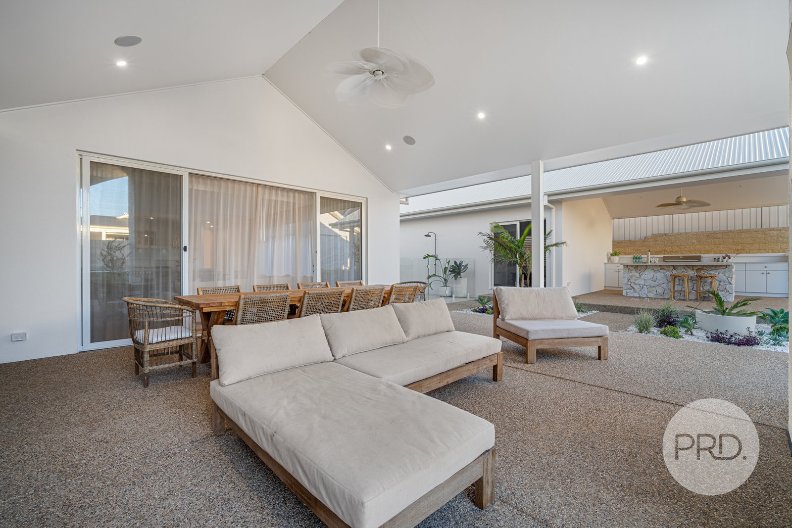 4 Willie Ploma Place GOBBAGOMBALIN 24