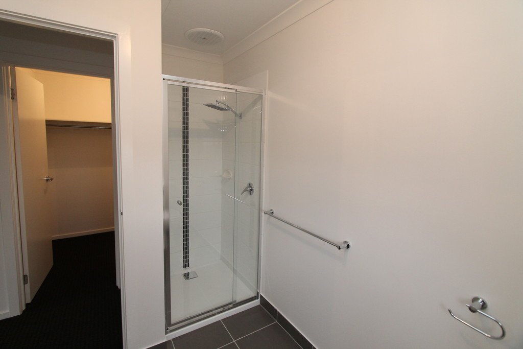 4 Wilmott Street Lucas 9