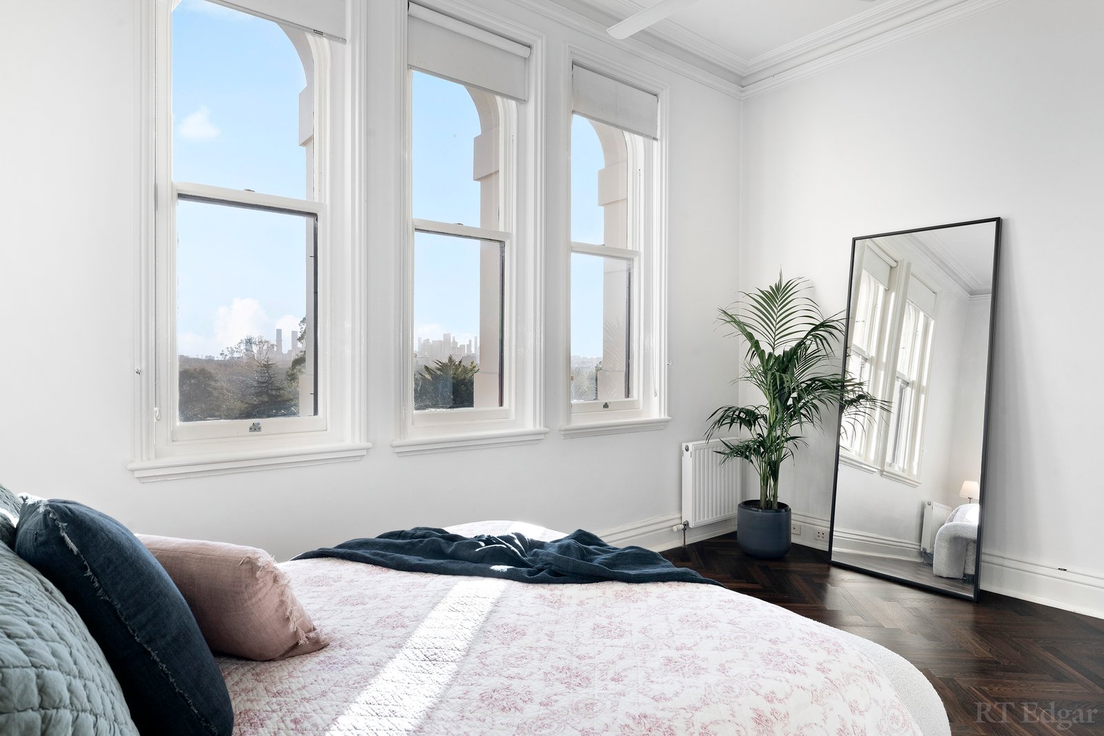 Real Estate and Property in 4 Wiltshire Drive, Kew, VIC