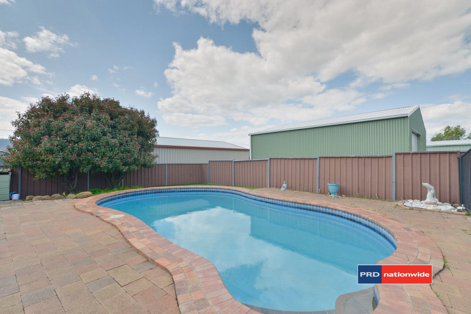4 Windhover Crescent TAMWORTH 2