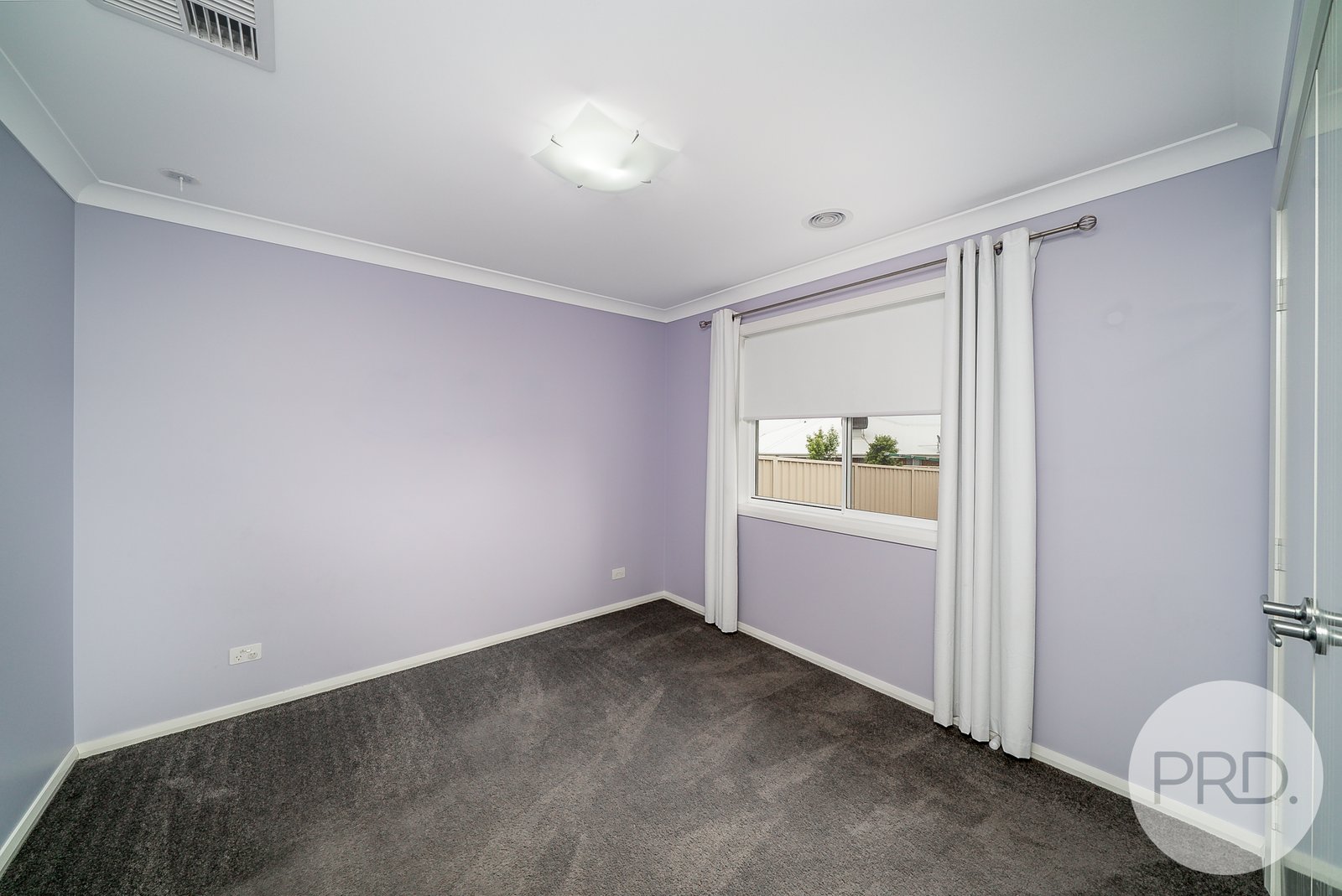 4 Winter Avenue GOBBAGOMBALIN 7
