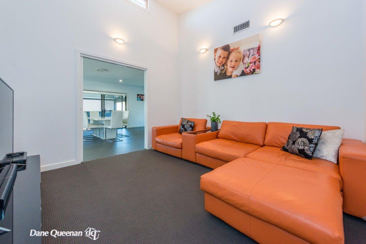 4 Wirray Lane.  CORLETTE 14