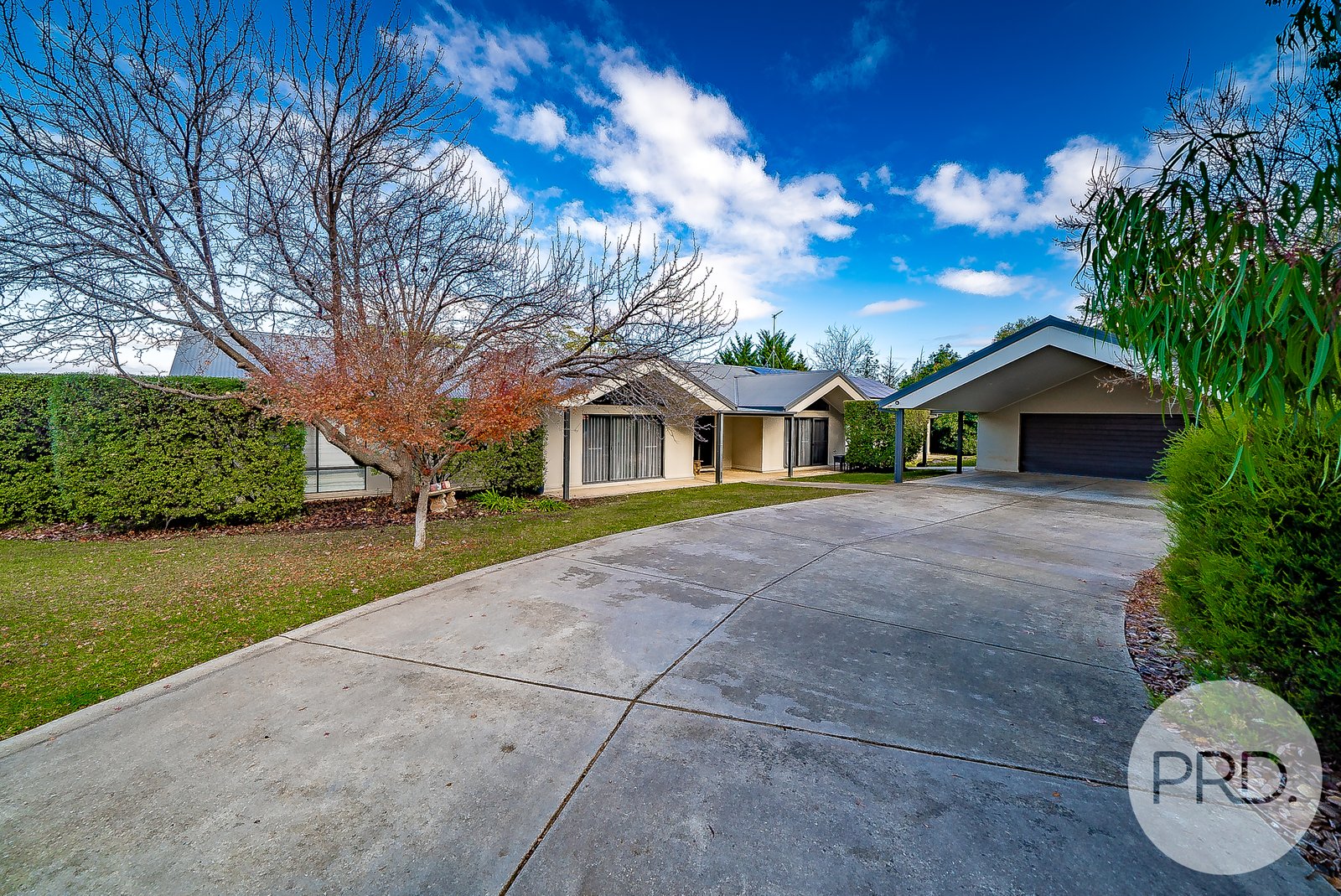 4 Wisteria Place SPRINGVALE 1