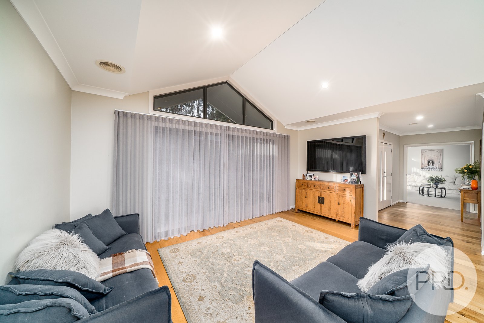 4 Wisteria Place SPRINGVALE 2