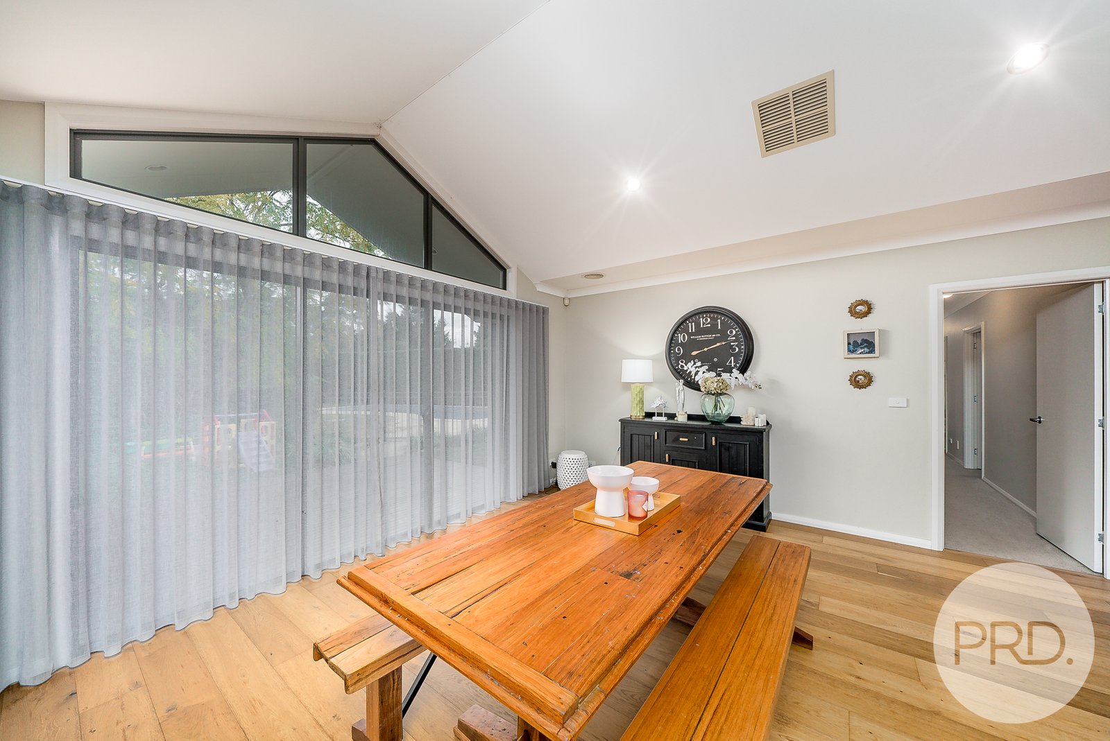 4 Wisteria Place SPRINGVALE 7