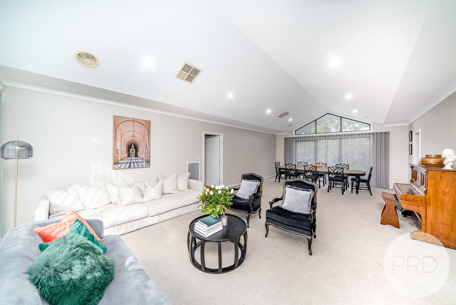 4 Wisteria Place SPRINGVALE 8