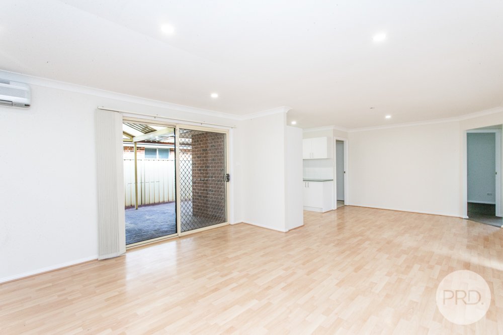4 Woburn Place GLENMORE PARK 5