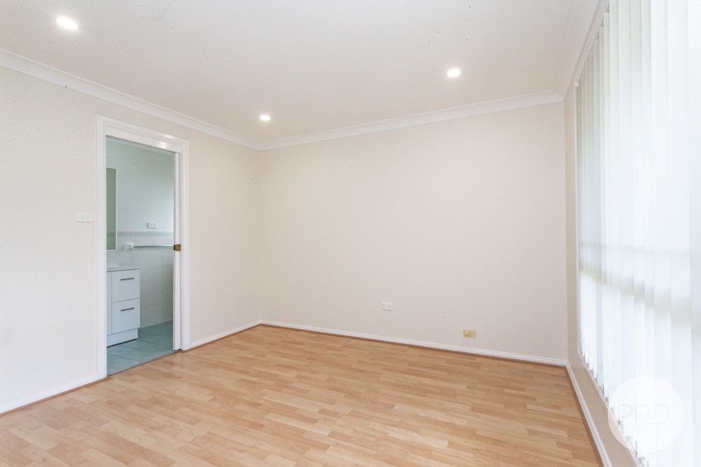 4 Woburn Place GLENMORE PARK 6