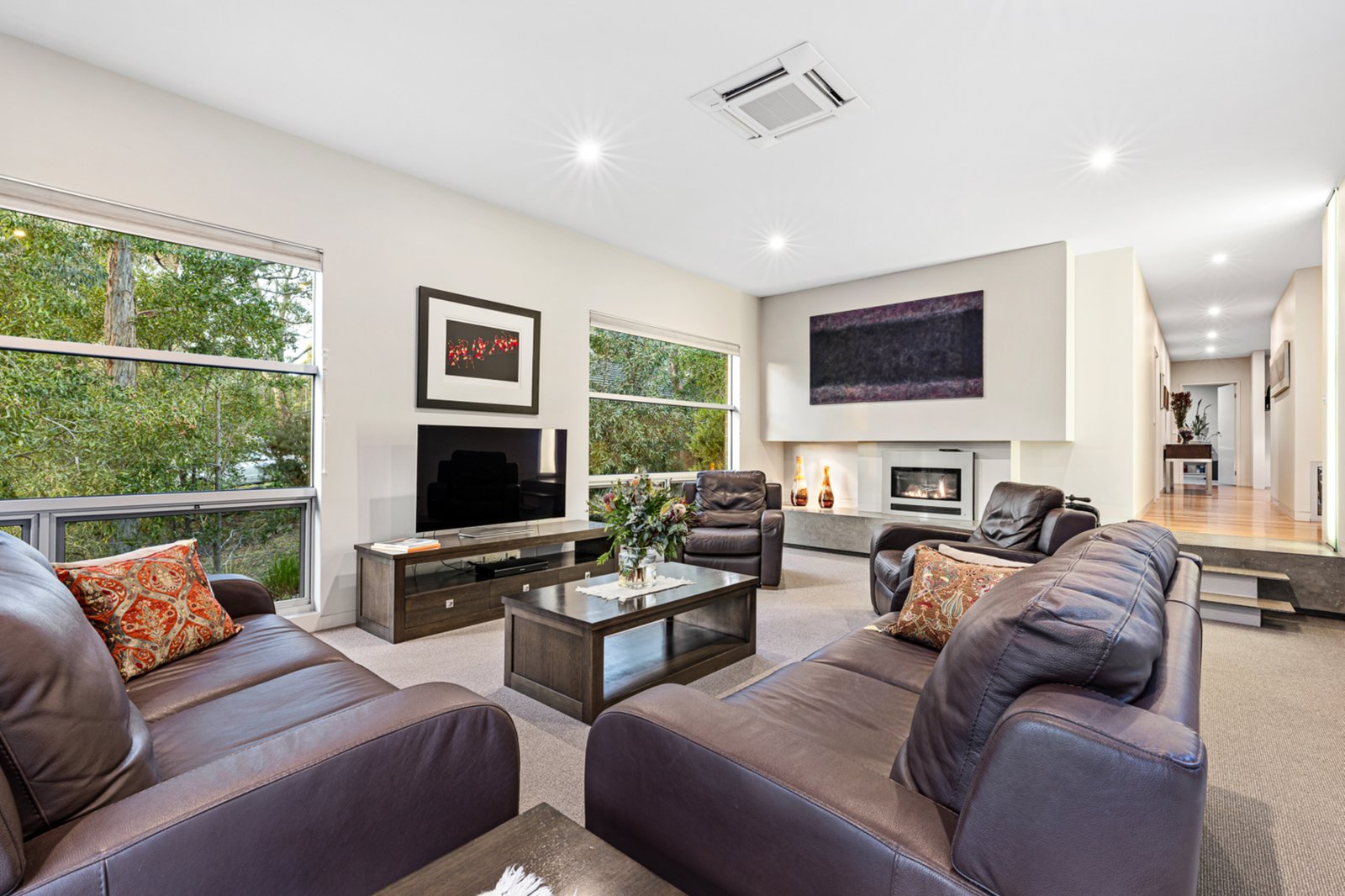 Gallery: 4 Woodland Drive
