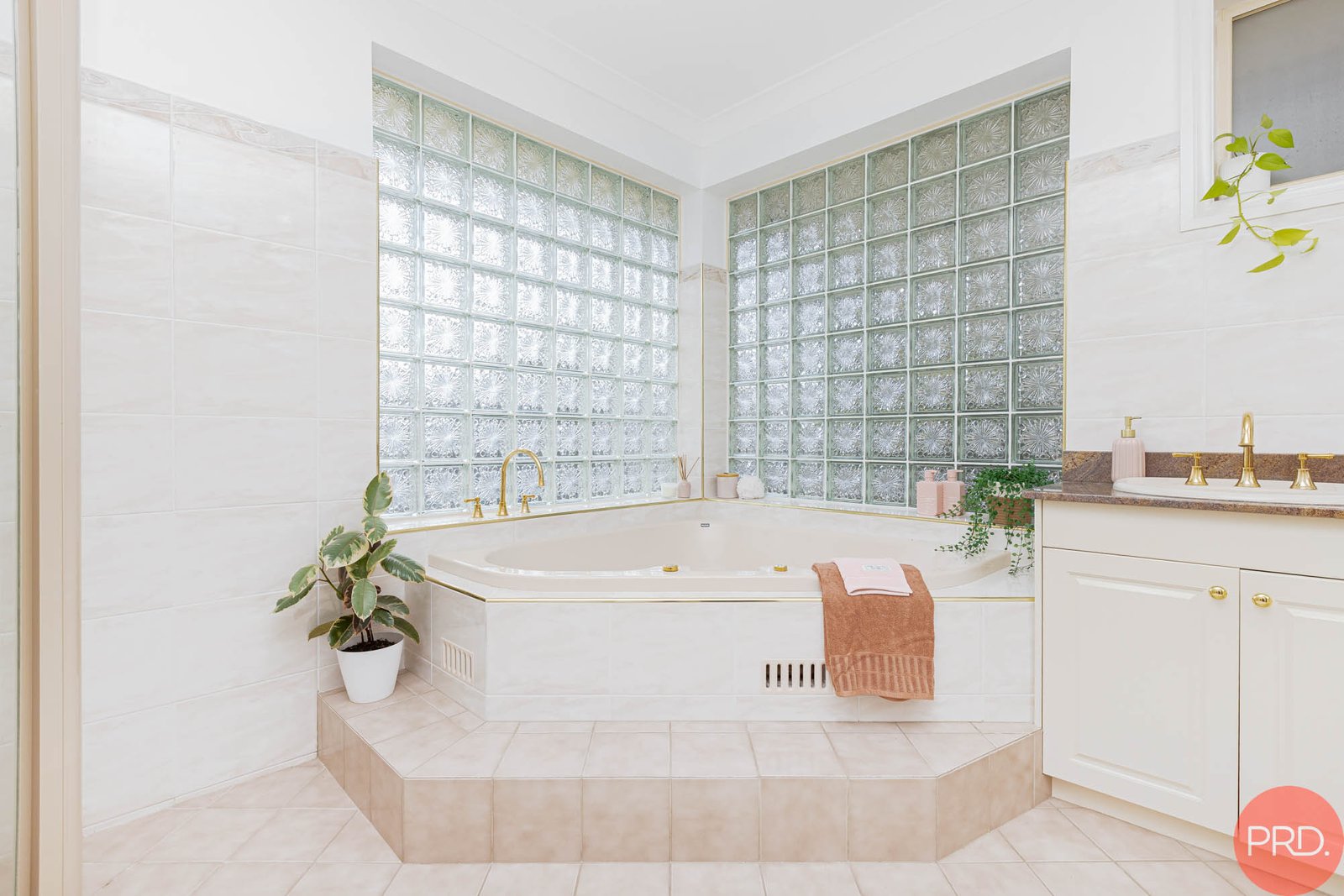 4 Woodrow Way EAST MAITLAND 26