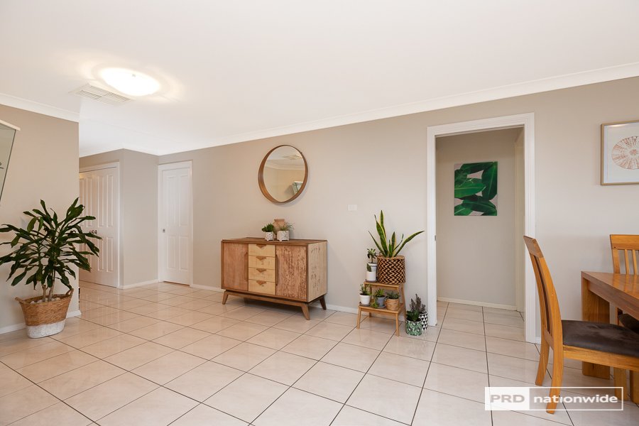 4 Woodside Road TAMWORTH 7