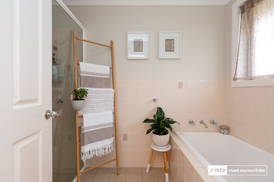 4 Woodside Road TAMWORTH 13