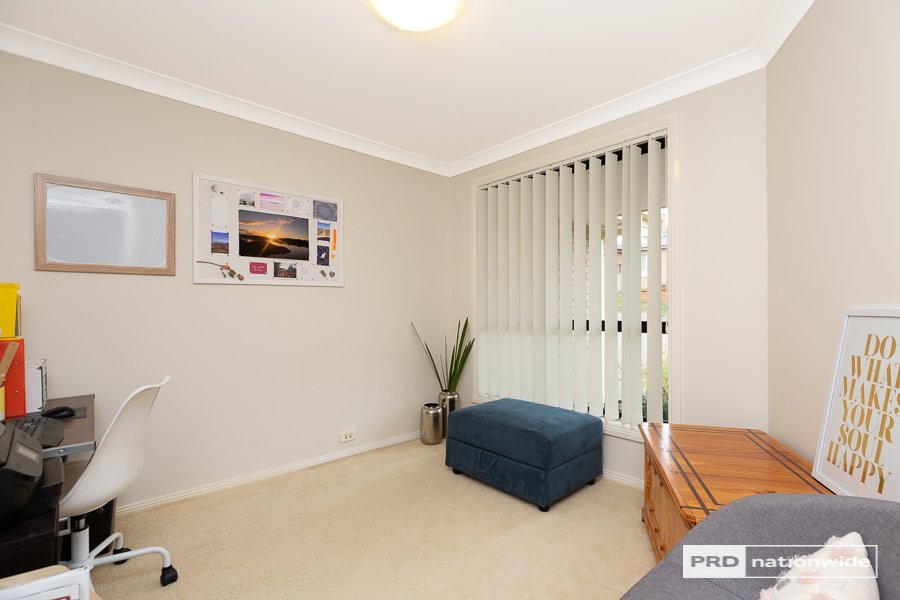 4 Woodside Road TAMWORTH 15