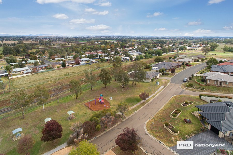 4 Woodside Road TAMWORTH 22