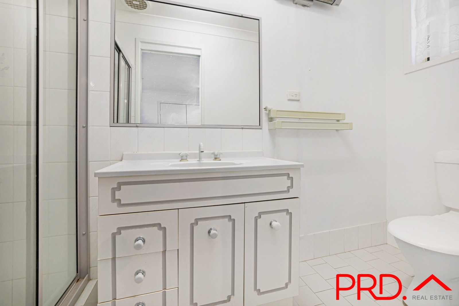 4 Woodward Avenue TAMWORTH 13