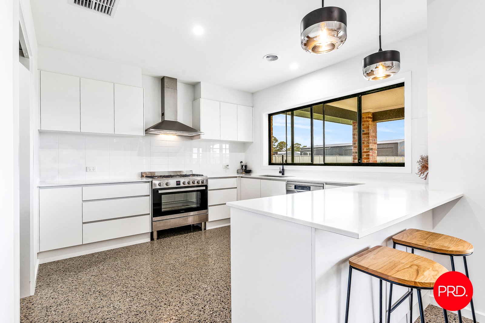 4 Wooleen Court HUNTLY 8