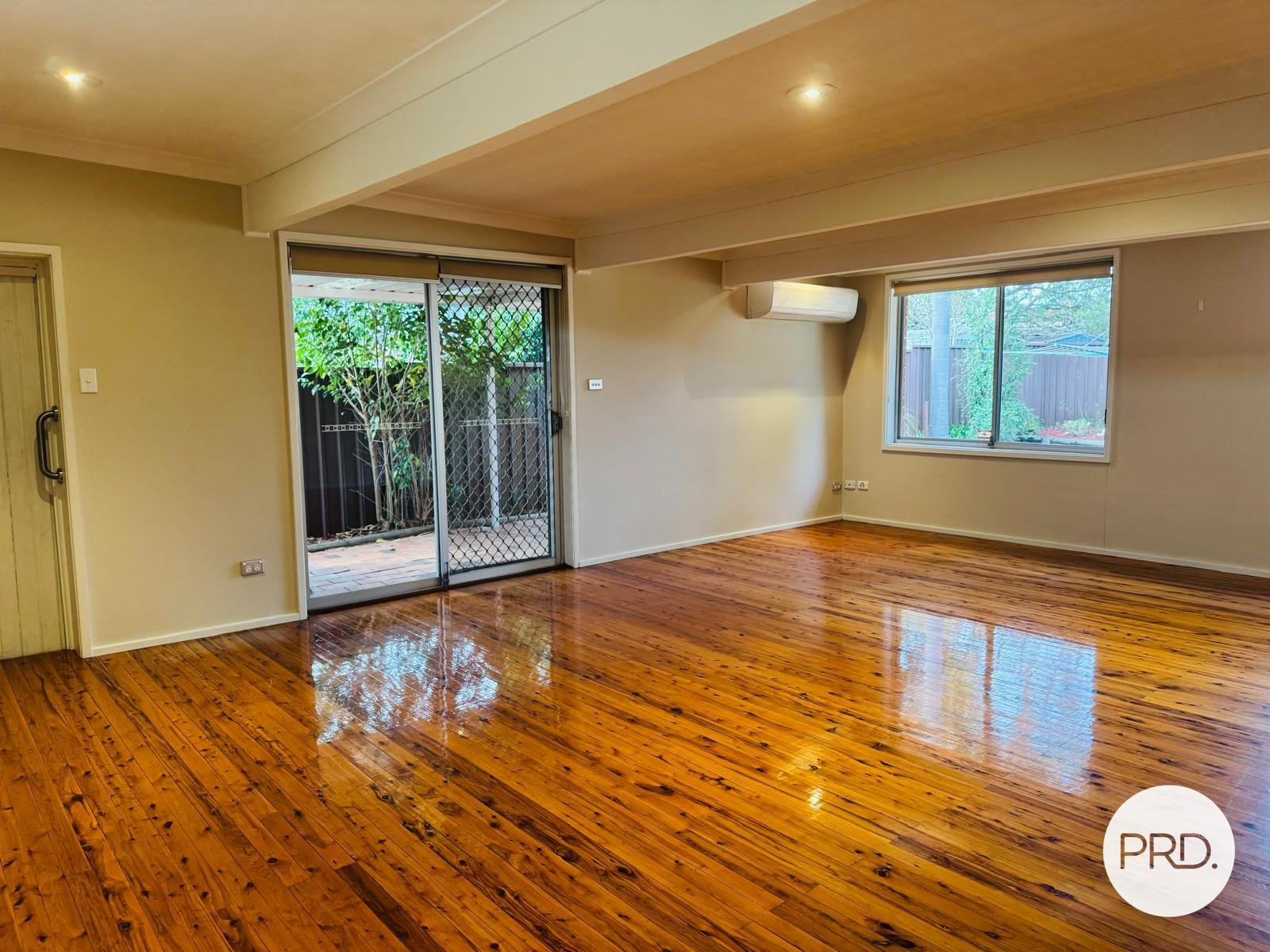 4 Wyatt Place LEUMEAH 12