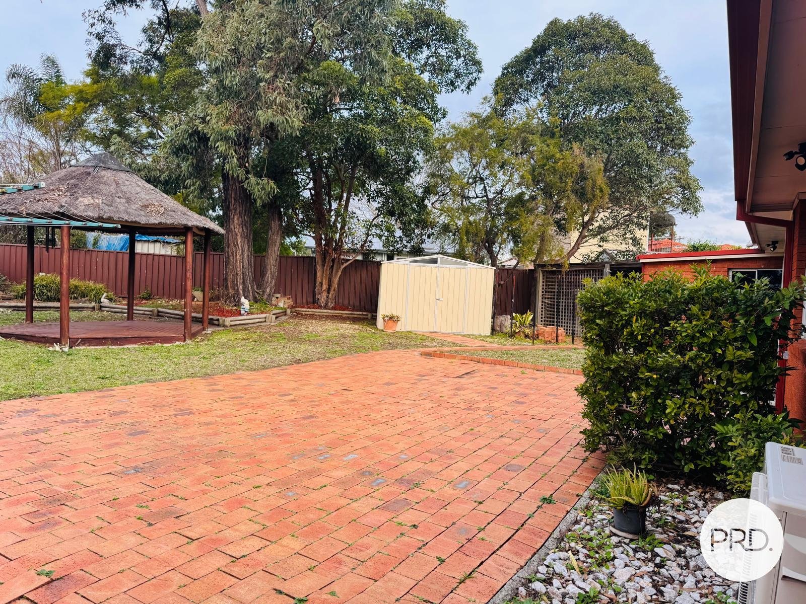 4 Wyatt Place LEUMEAH 23