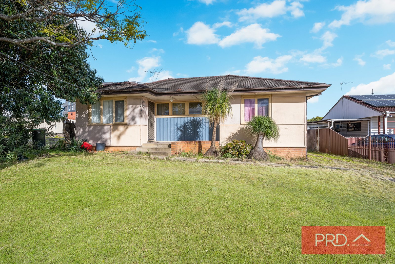 4 Wych Avenue LURNEA 1