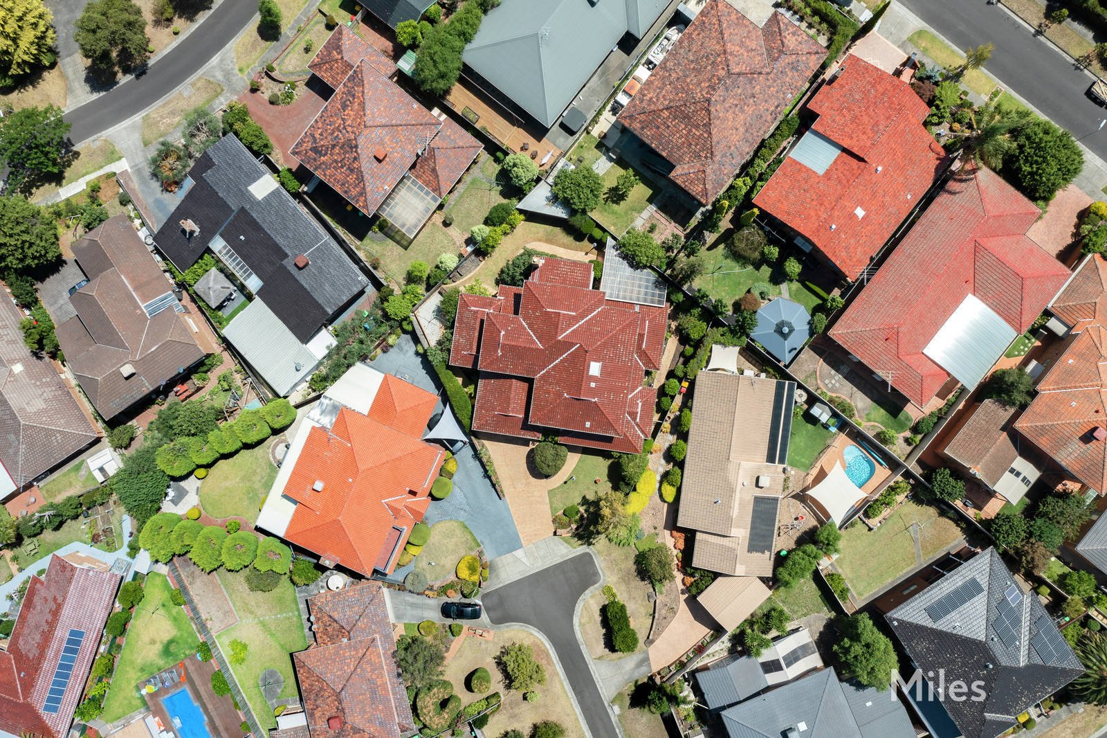 4 Yarradale Court, Watsonia North 5 bed, 3 bath House for Sale