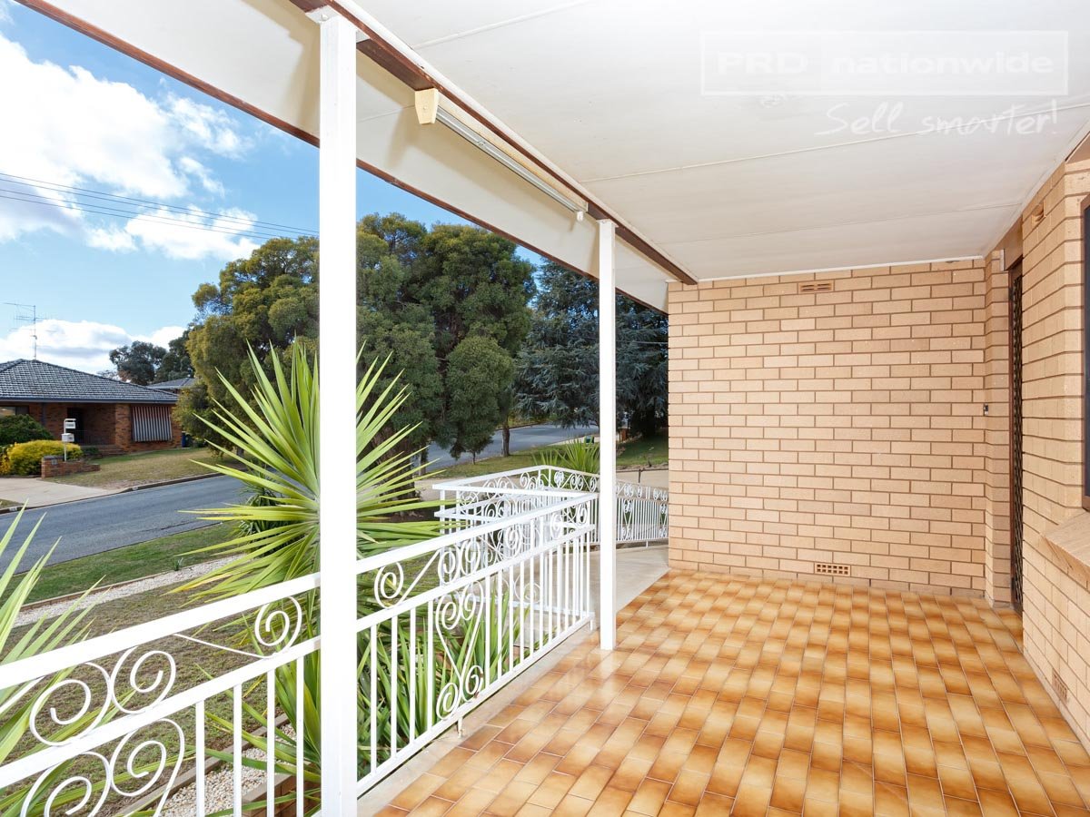 40 Alexander Street ASHMONT 2