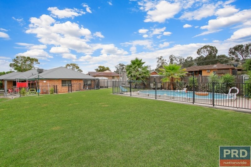 40 Amalfi Drive LAVINGTON 7