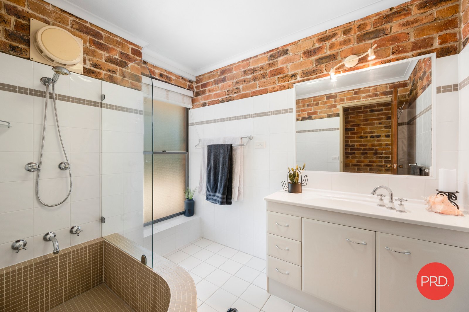 40 Apollo Drive COFFS HARBOUR 13