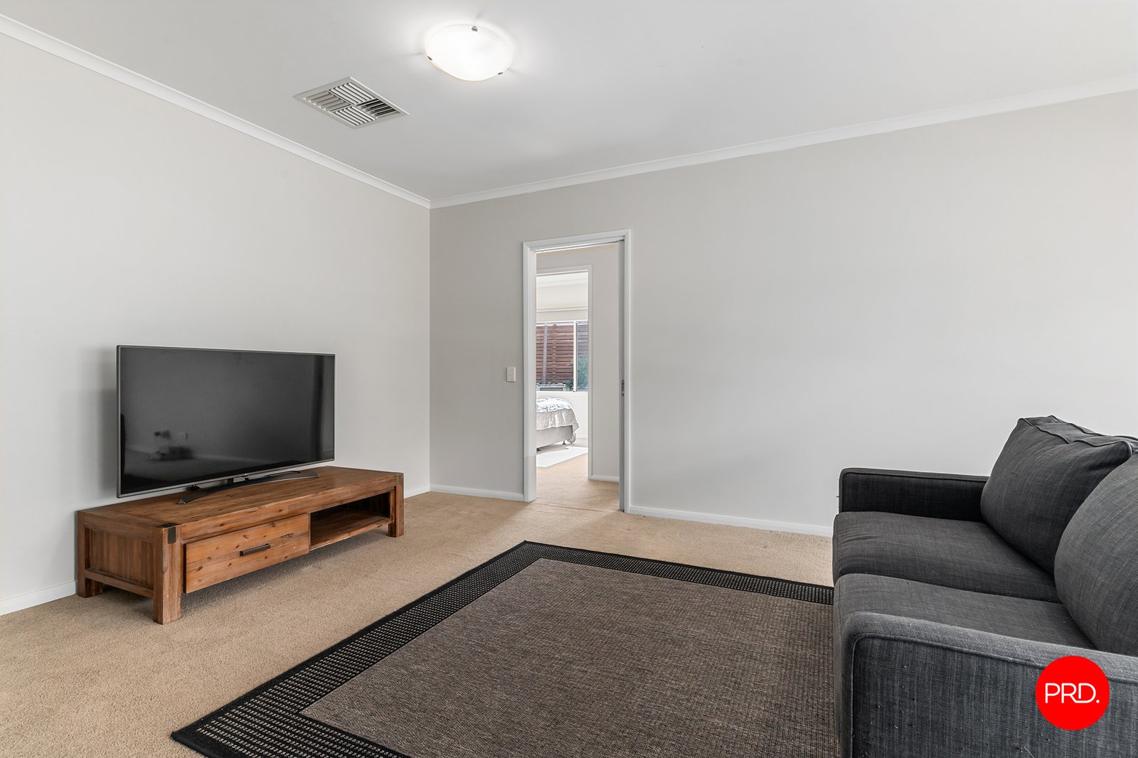 40 Arthurs Crescent STRATHFIELDSAYE 12