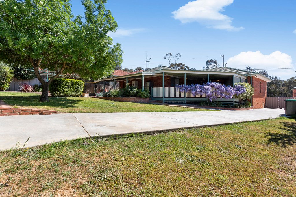 40 Averys Road EAGLEHAWK 2