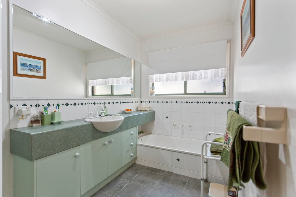 40 Averys Road EAGLEHAWK 13