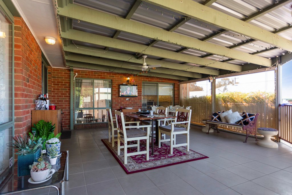 40 Averys Road EAGLEHAWK 15