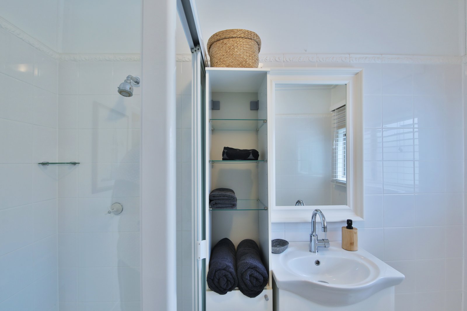 40 Bagnall Avenue SOLDIERS POINT 24