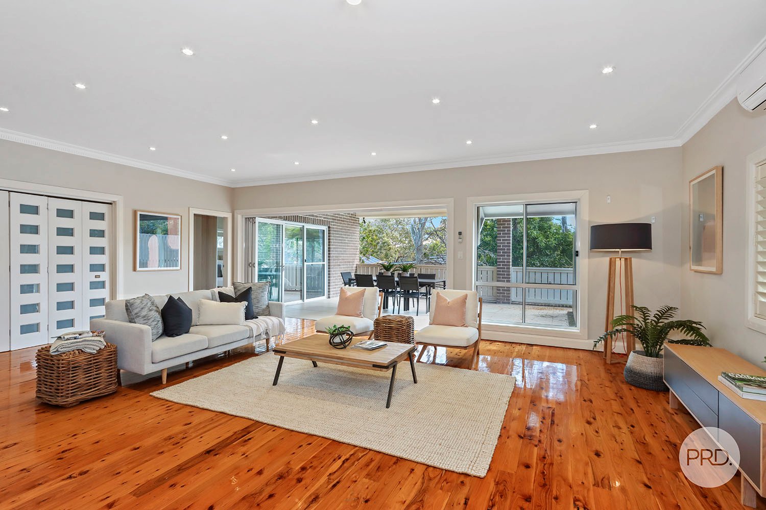 40 Baker Street OATLEY 6