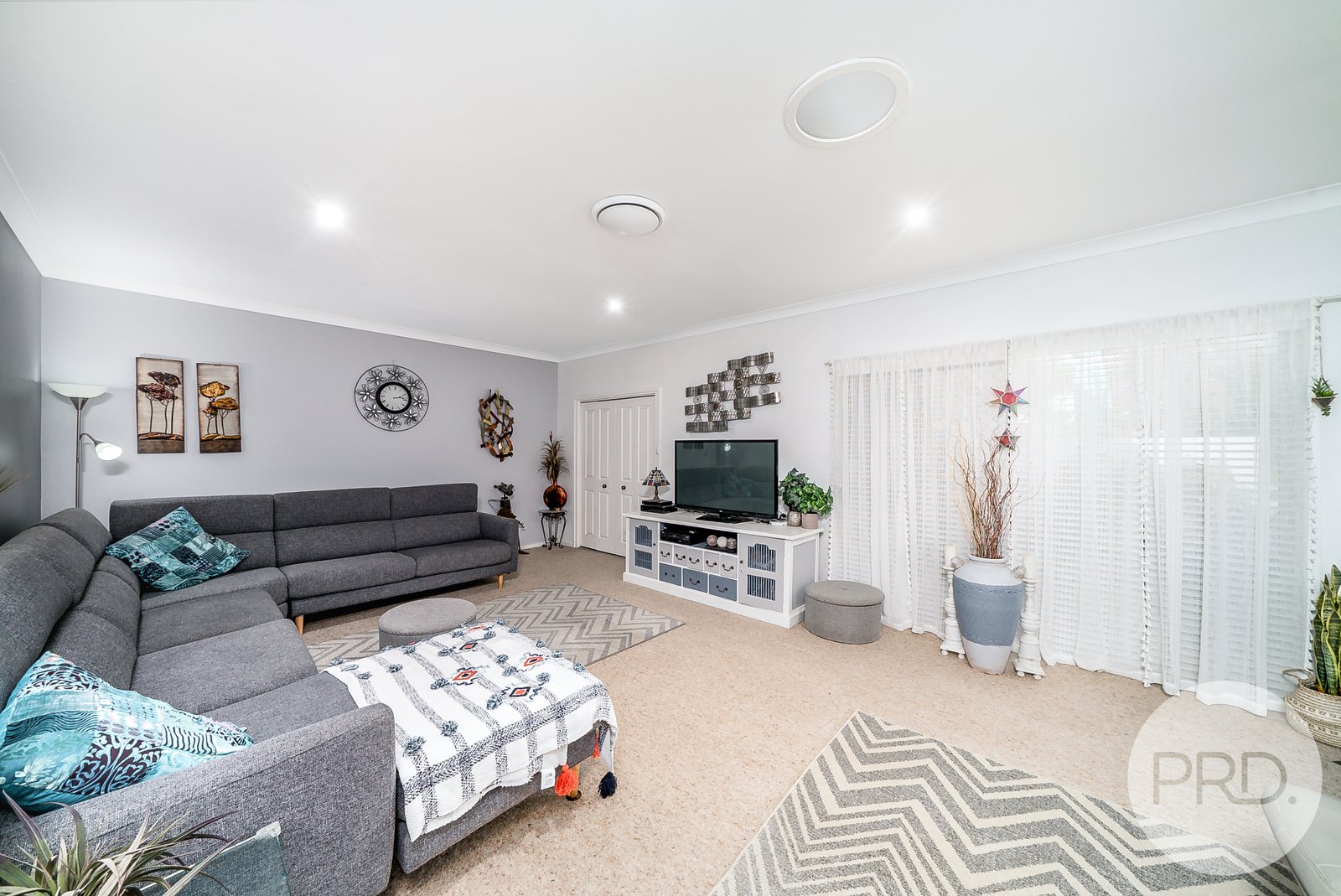 40 Balmoral Crescent LAKE ALBERT 7